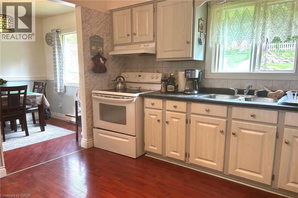 47 B Washington Crescent, Elliot Lake, Ontario  P5A 2L6 - Photo 8 - 40757179