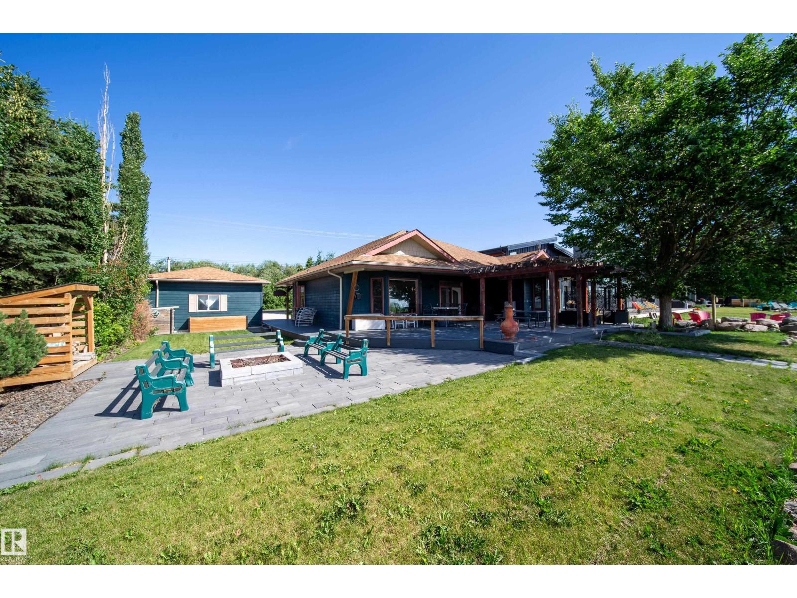 103 Argentia Beach, Rural Wetaskiwin County, Alberta  T0C 2C0 - Photo 4 - E4466706