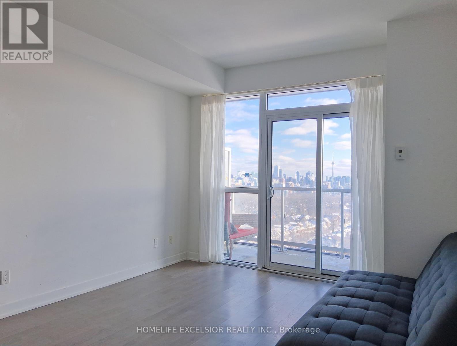 1306 - 501 St. Clair Avenue W, Toronto, Ontario  M5P 0A2 - Photo 4 - C12588886