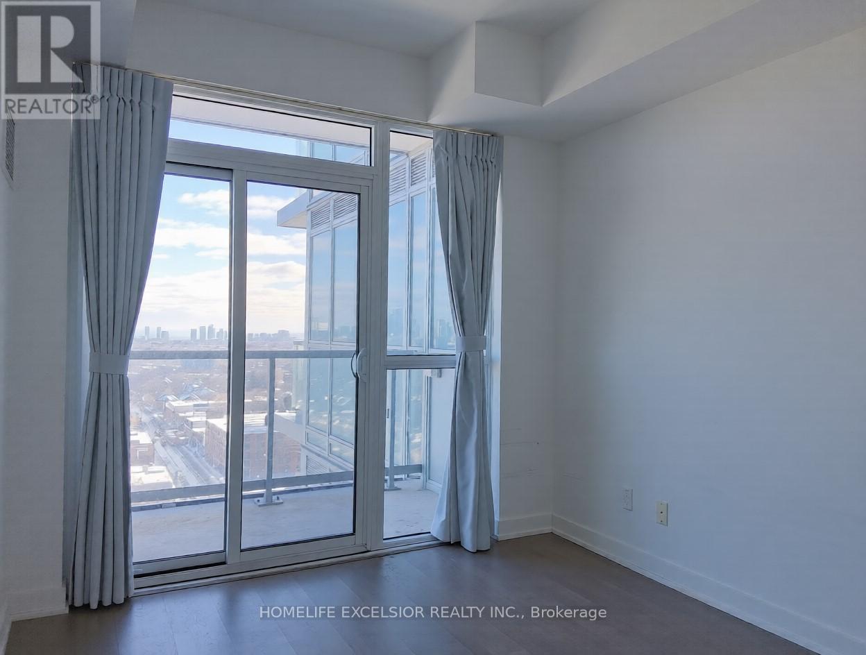 1306 - 501 St. Clair Avenue W, Toronto, Ontario  M5P 0A2 - Photo 3 - C12588886