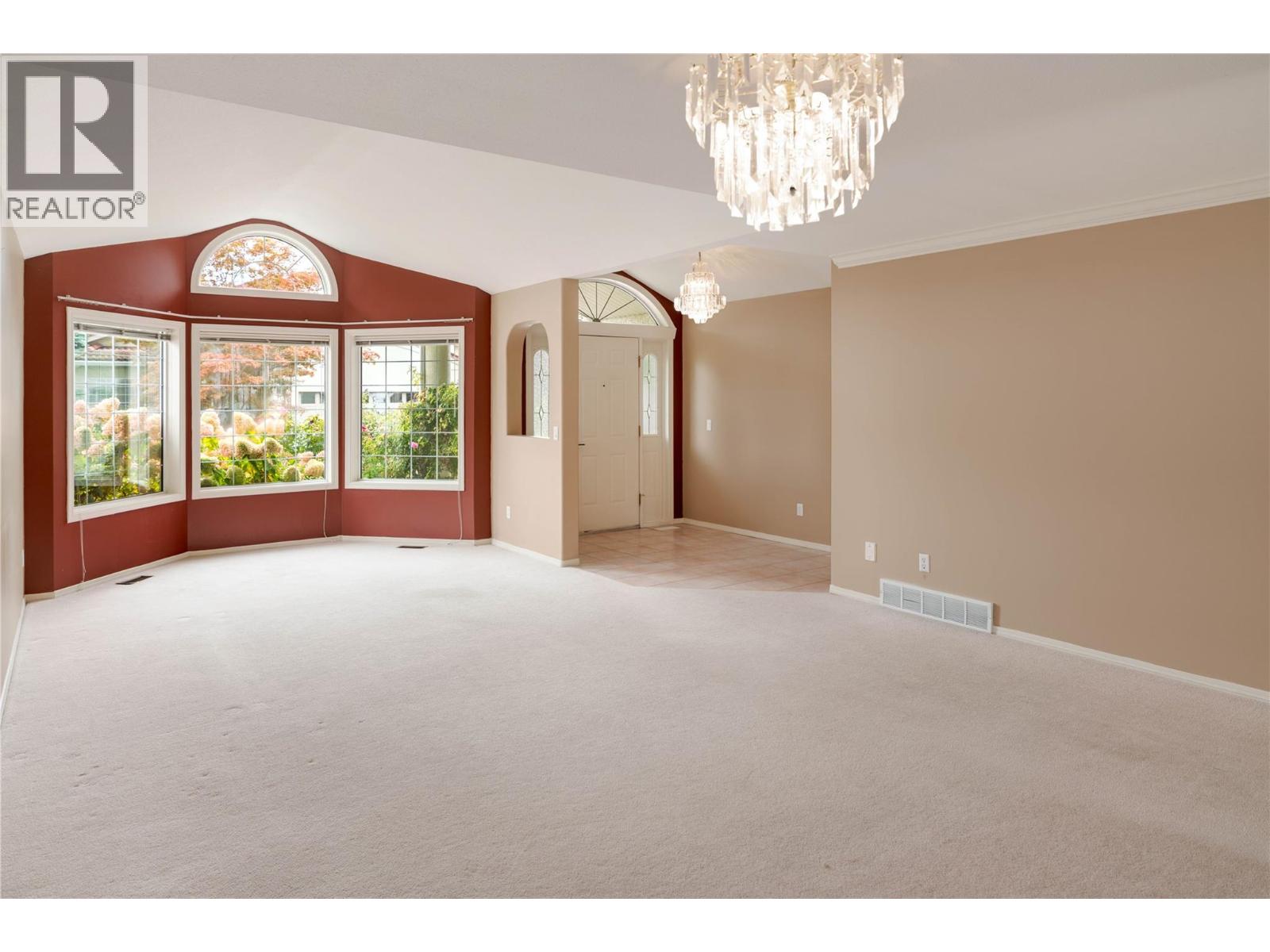 609 TRUSWELL Road Unit# 179 Kelowna Photo 3