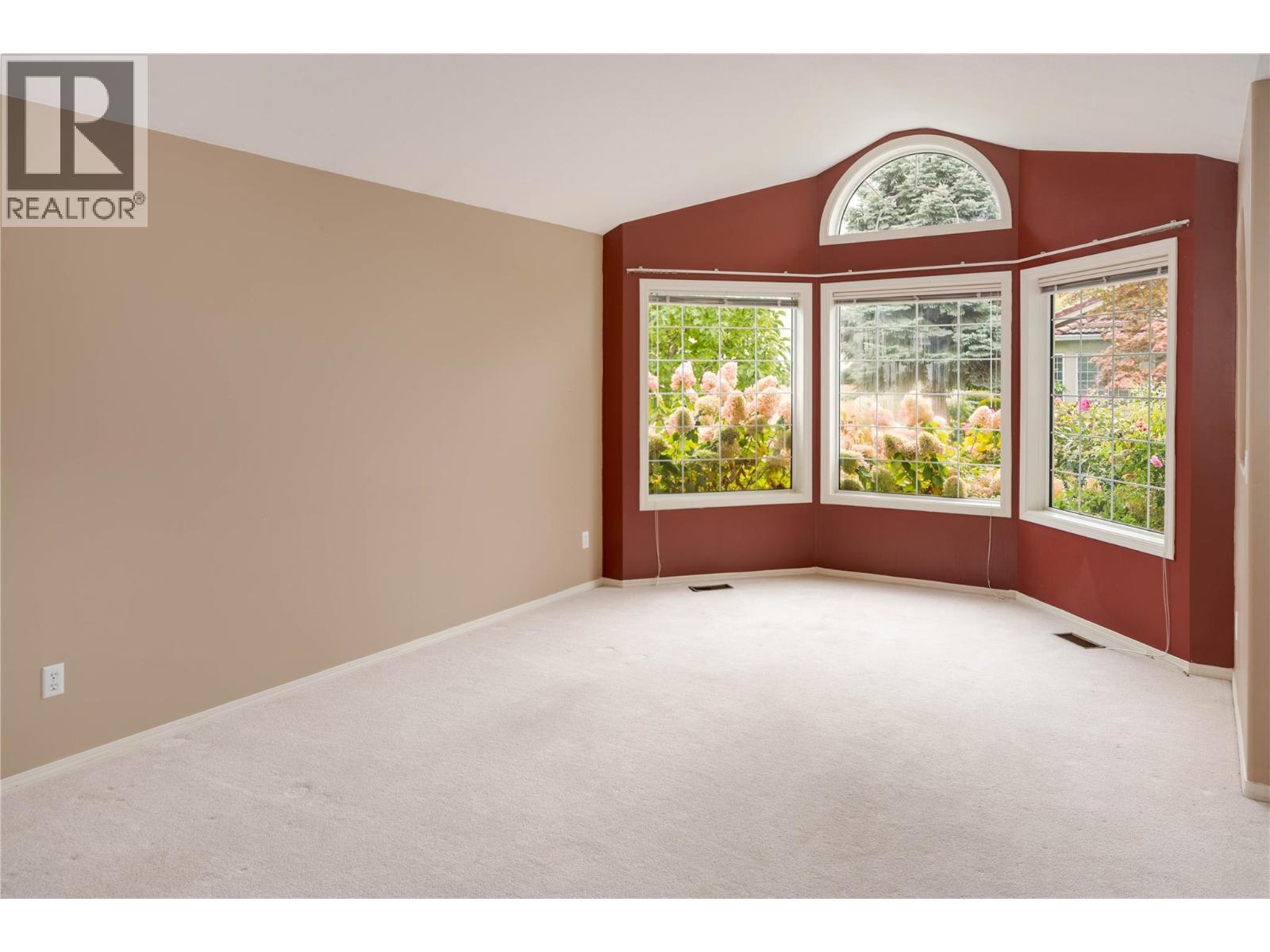 609 TRUSWELL Road Unit# 179 Kelowna Photo 4