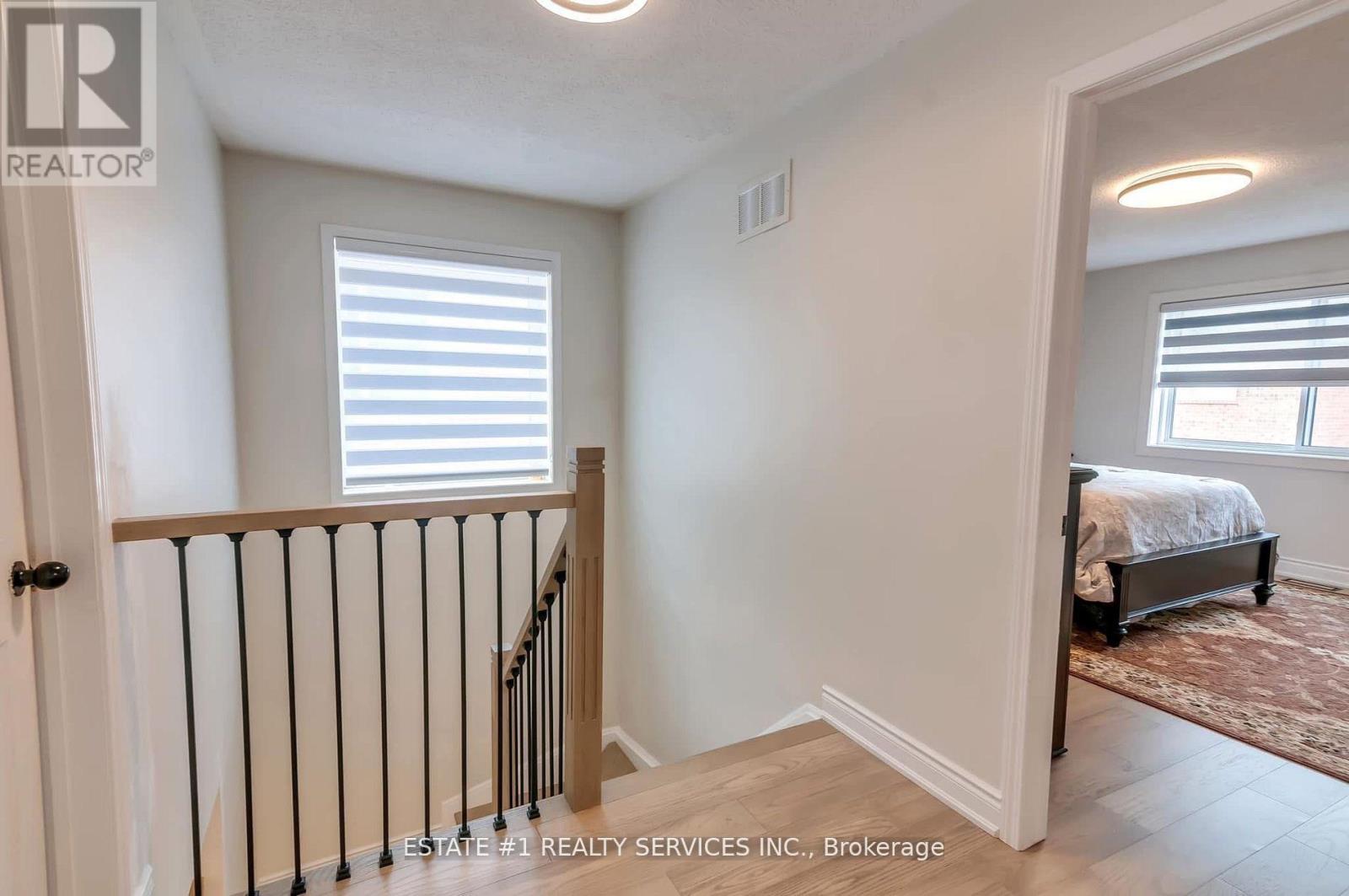 68 Ponymeadow Way, Brampton, Ontario  L6X 0M3 - Photo 19 - W12726800