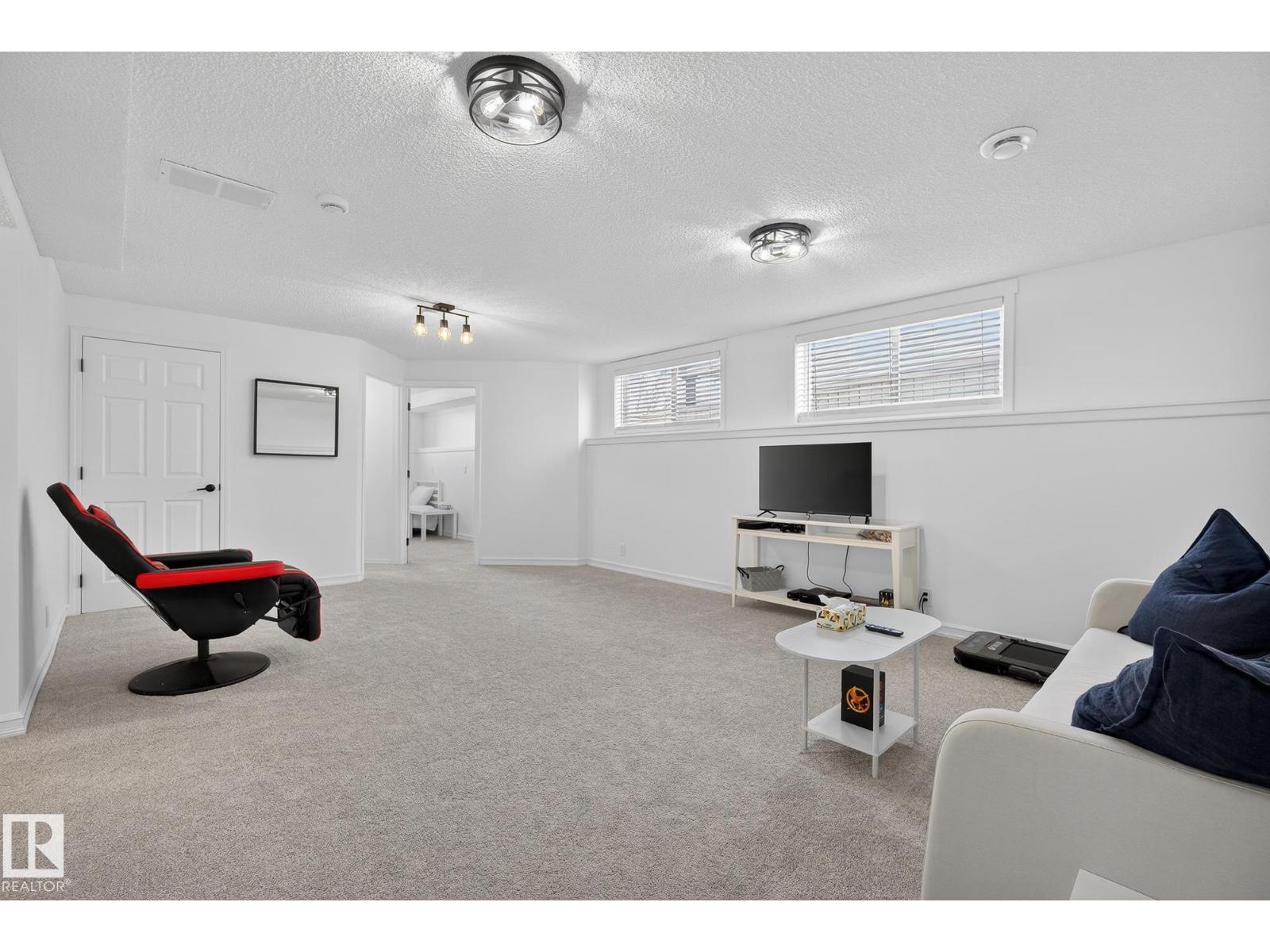 4503 149 Av Nw, Edmonton, Alberta  T5Y 2Y9 - Photo 33 - E4470811