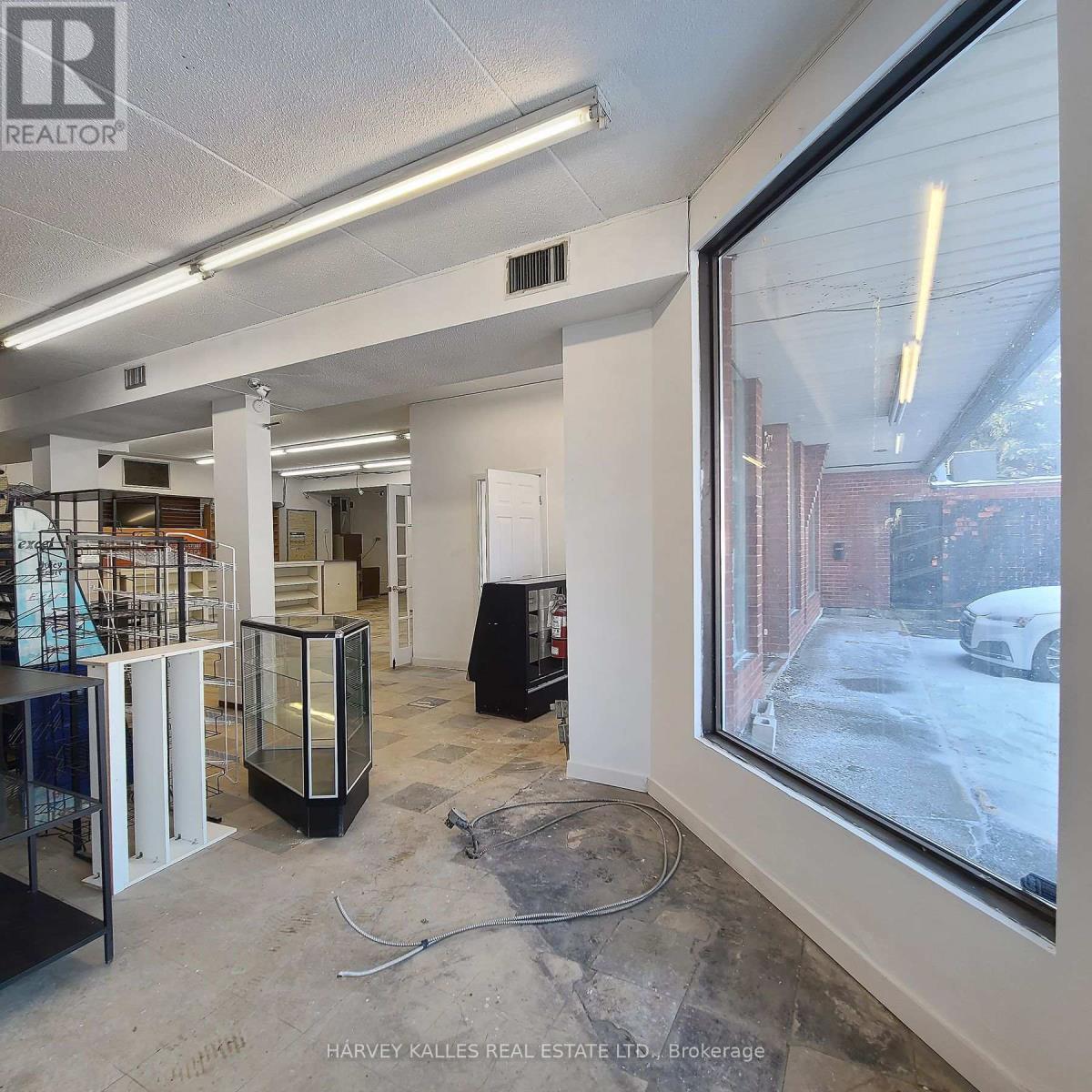 3829 Lake Shore Boulevard W, Toronto (Long Branch), Ontario  M8W 1R3 - Photo 15 - W12650536