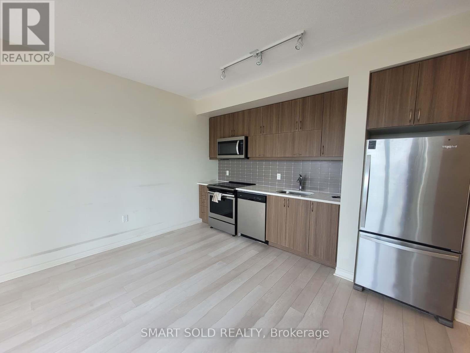 1206 - 39 Annie Craig Drive, Toronto, Ontario  M8V 0C5 - Photo 4 - W12745552