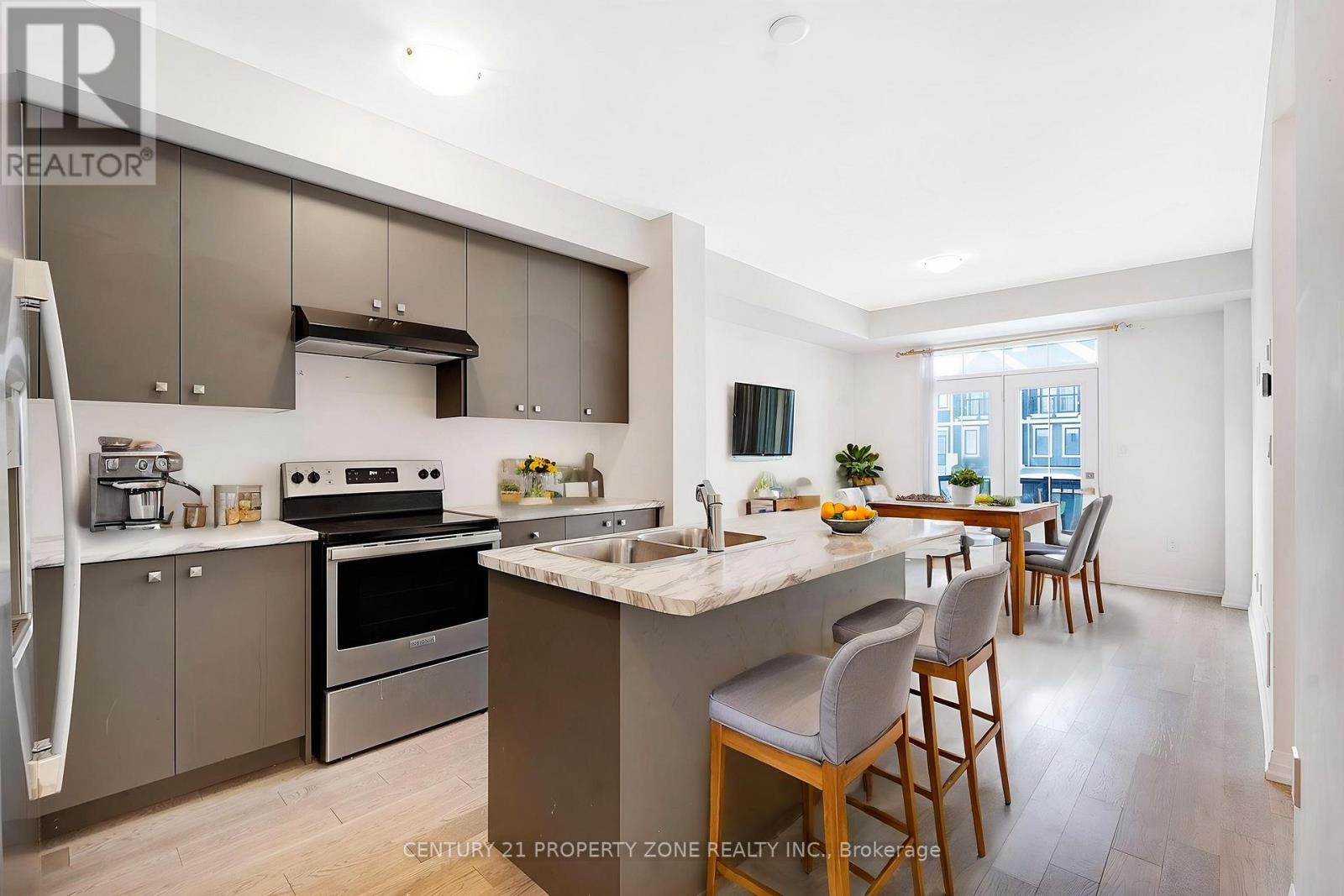 75 Norwich Crescent, Haldimand, Ontario  N3W 0J4 - Photo 8 - X12745556