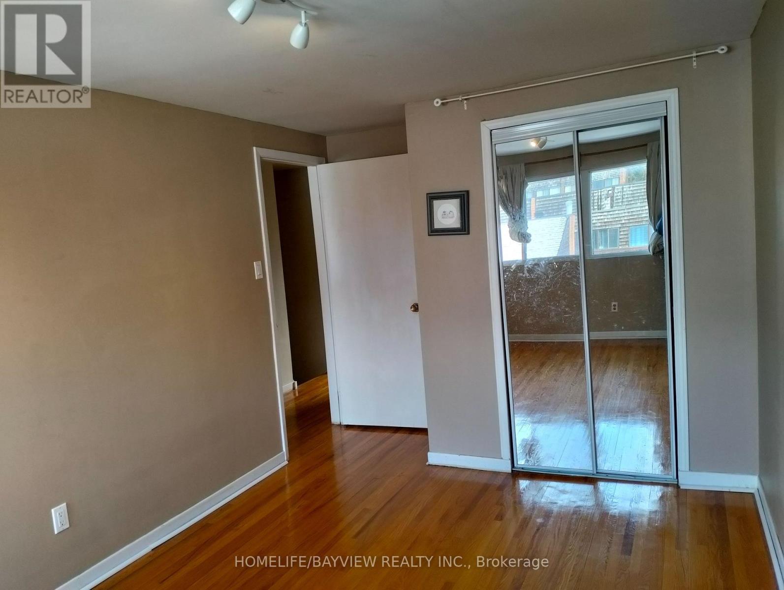 11 Laurie Shepway, Toronto, Ontario  M2J 1X7 - Photo 10 - C12745068