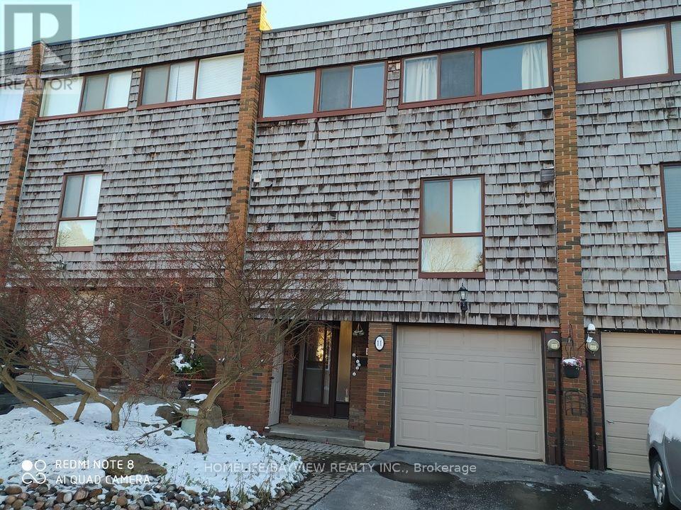 11 LAURIE SHEPWAY, Toronto, Ontario