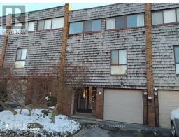 11 LAURIE SHEPWAY, Toronto, Ontario