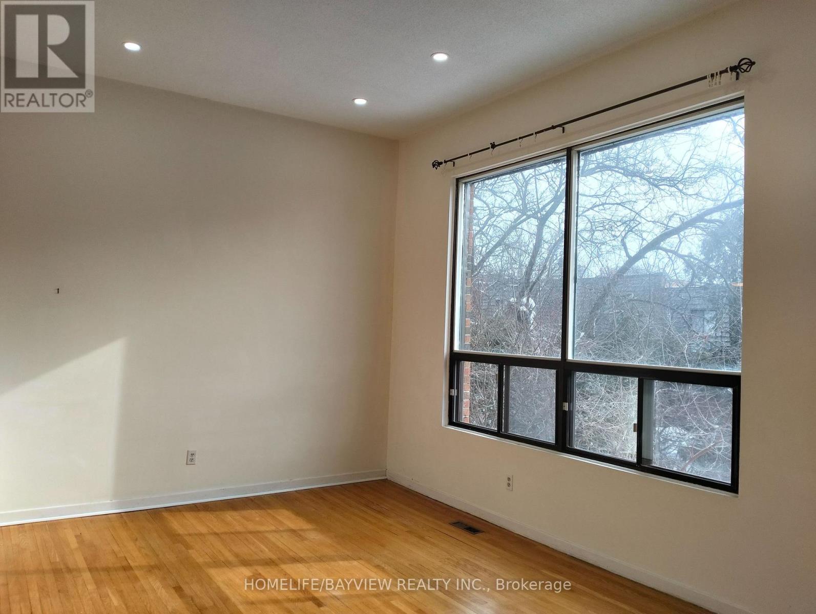 11 Laurie Shepway, Toronto, Ontario  M2J 1X7 - Photo 15 - C12745068