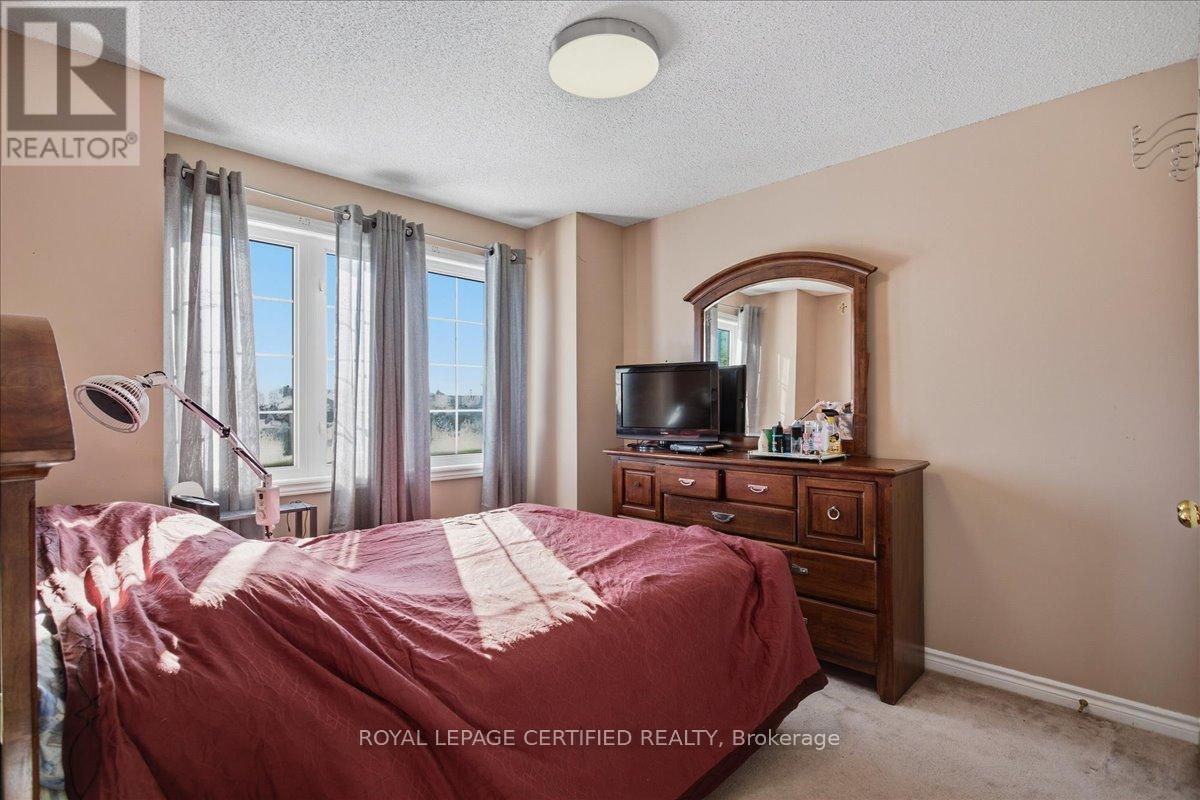 154 Country Lane, Barrie (Painswick South), Ontario  L4N 0N1 - Photo 32 - S12743012