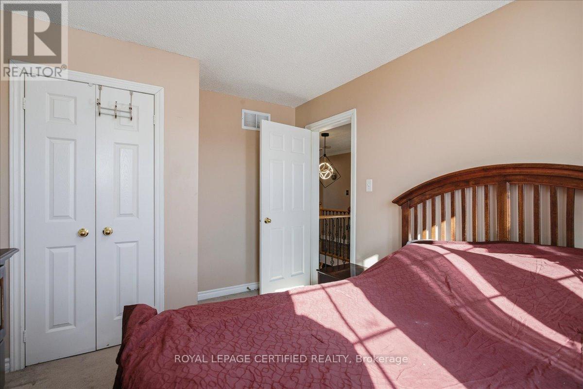 154 Country Lane, Barrie (Painswick South), Ontario  L4N 0N1 - Photo 33 - S12743012