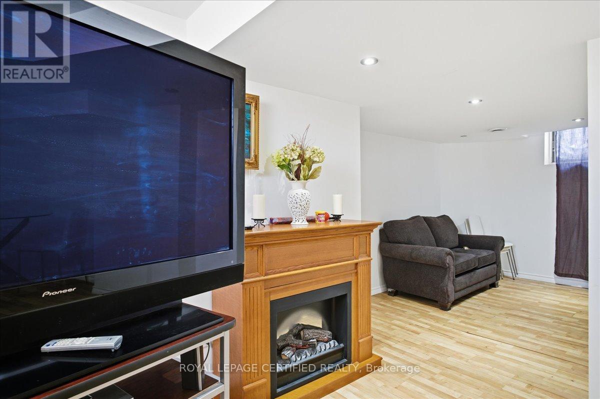 154 Country Lane, Barrie (Painswick South), Ontario  L4N 0N1 - Photo 44 - S12743012