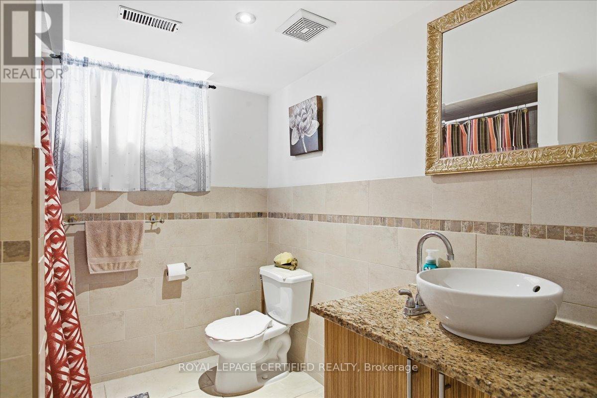 154 Country Lane, Barrie (Painswick South), Ontario  L4N 0N1 - Photo 46 - S12743012