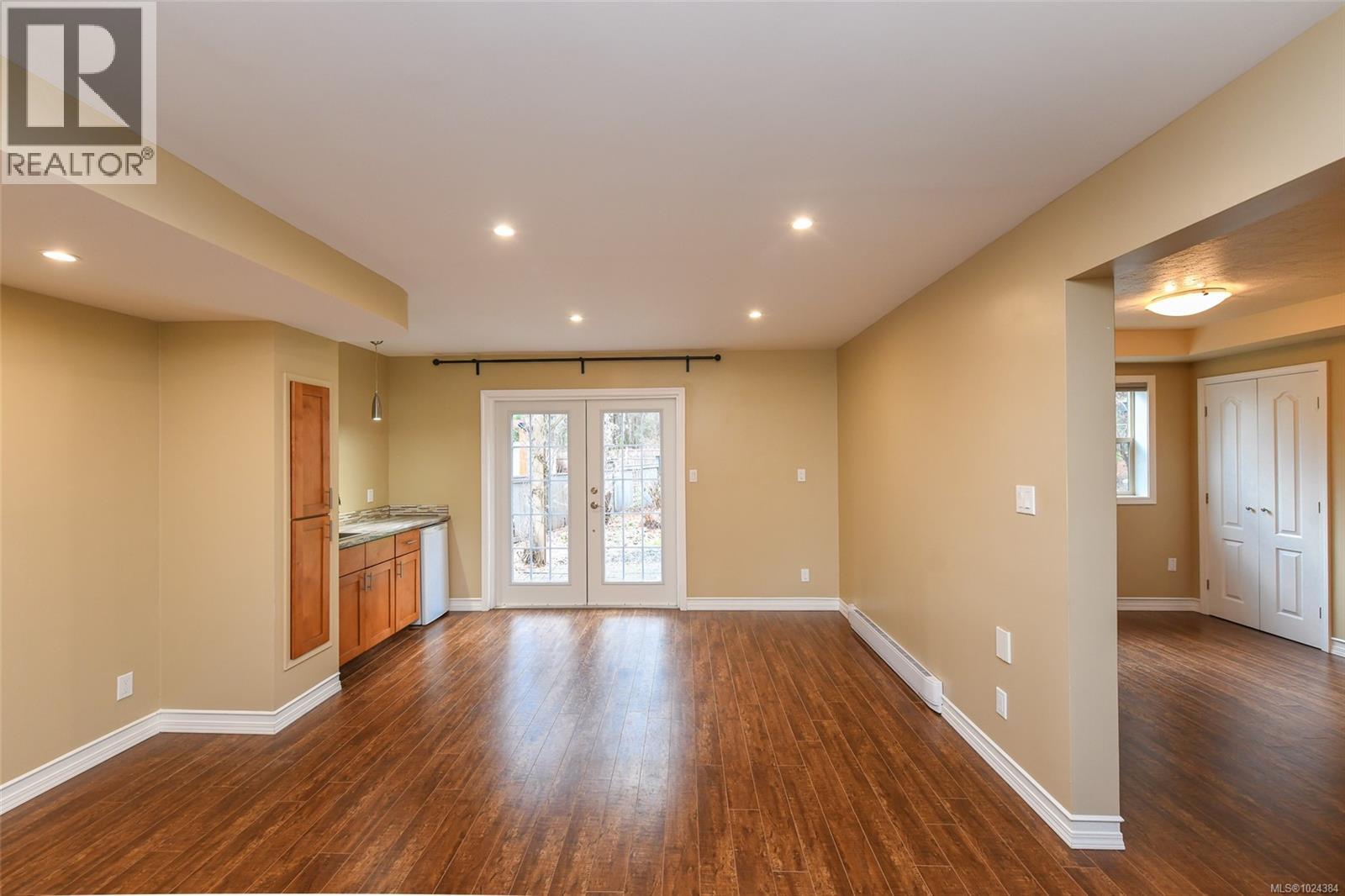 204 Spindrift Rd, Courtenay, British Columbia  V9N 9S8 - Photo 10 - 1024384