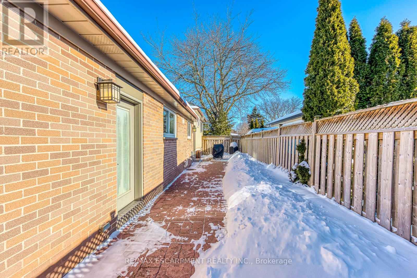 419 Yale Crescent, Oakville, Ontario  L6L 3L7 - Photo 33 - W12745558