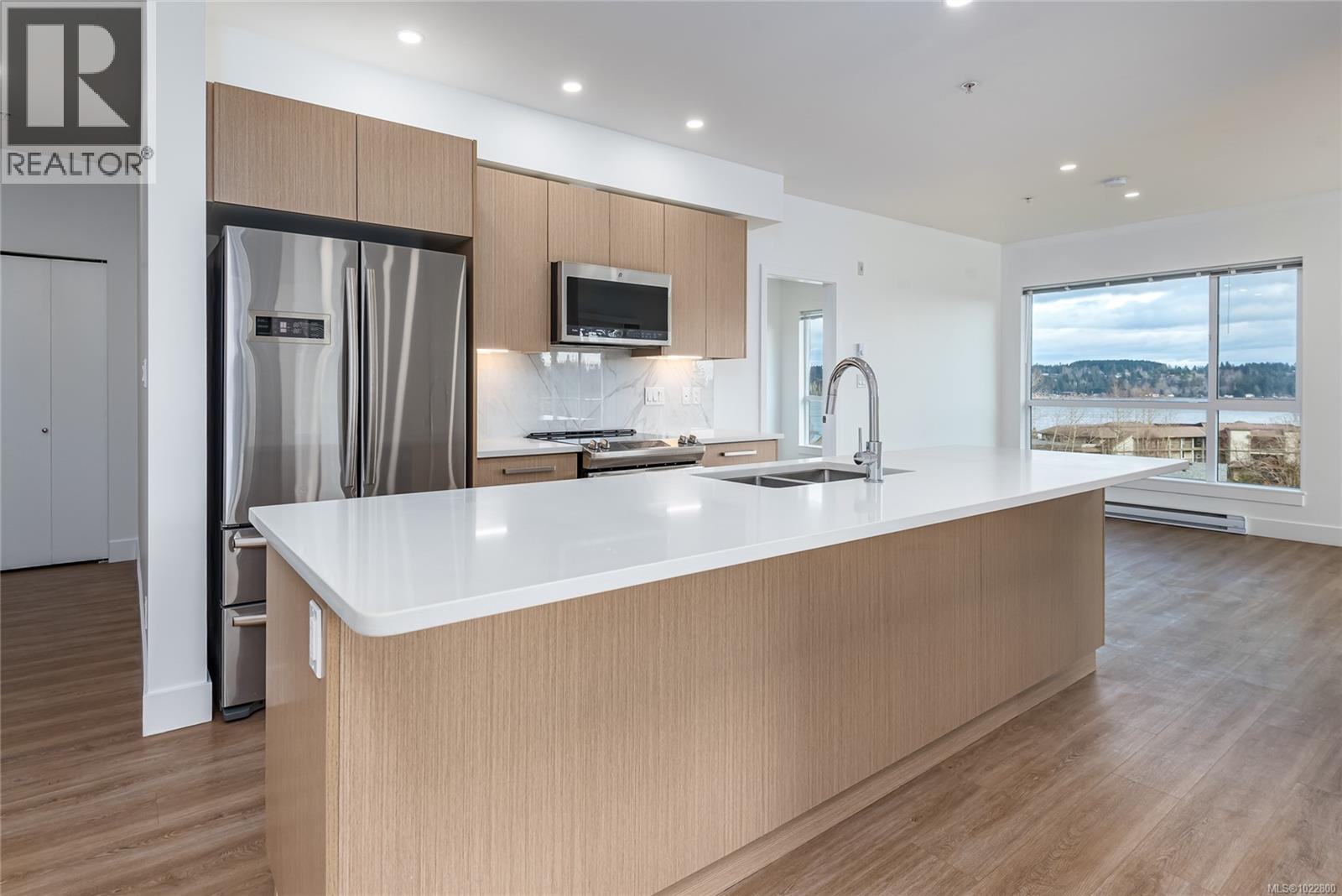 207 3070 Kilpatrick Ave, Courtenay, British Columbia