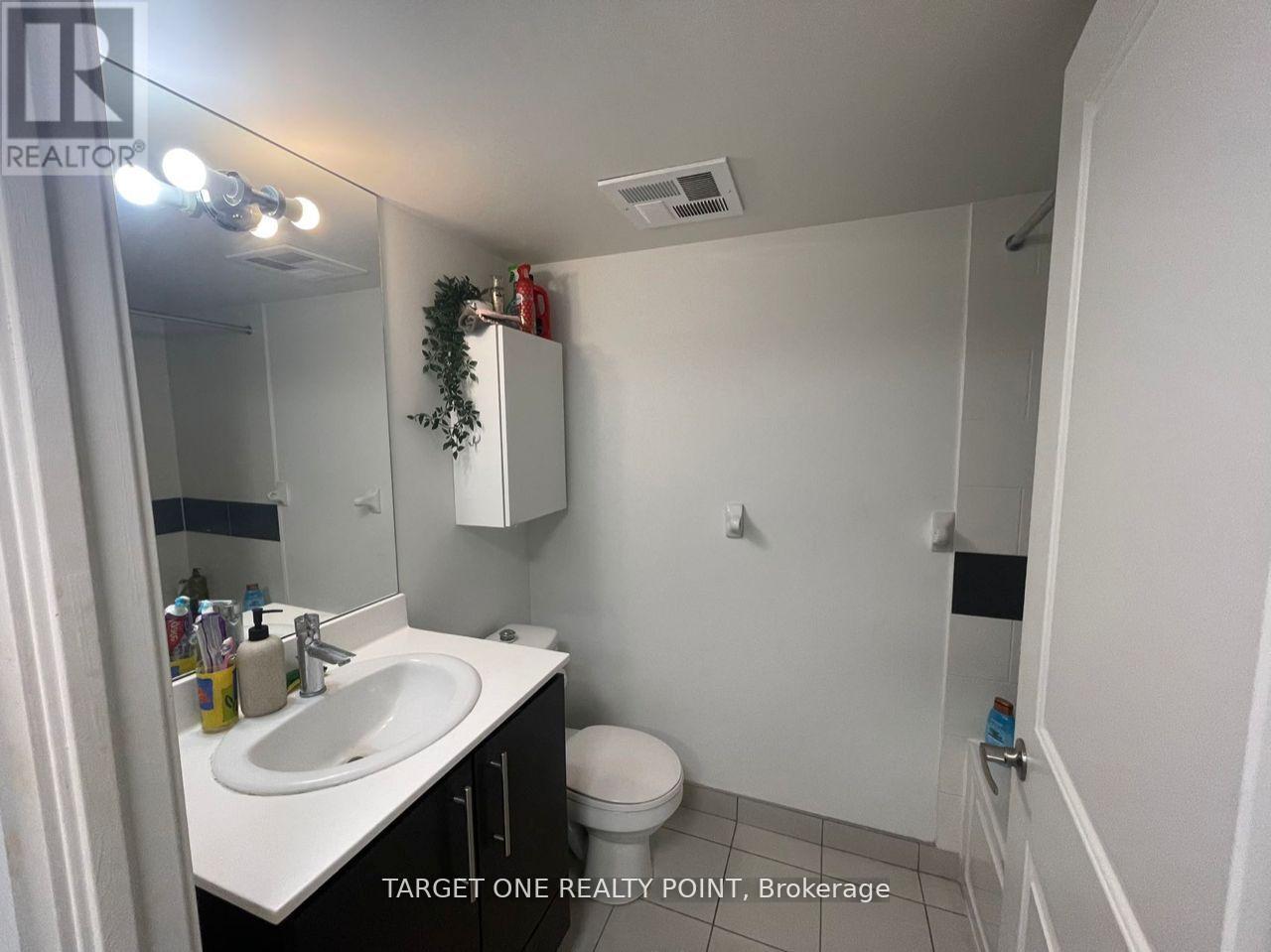 317 - 17 Anndale Drive, Toronto, Ontario  M2N 2W7 - Photo 7 - C12745572