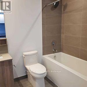 501 - 950 Portage Parkway, Vaughan, Ontario  L4K 0J7 - Photo 10 - N12745584