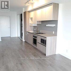 501 - 950 Portage Parkway, Vaughan, Ontario  L4K 0J7 - Photo 4 - N12745584