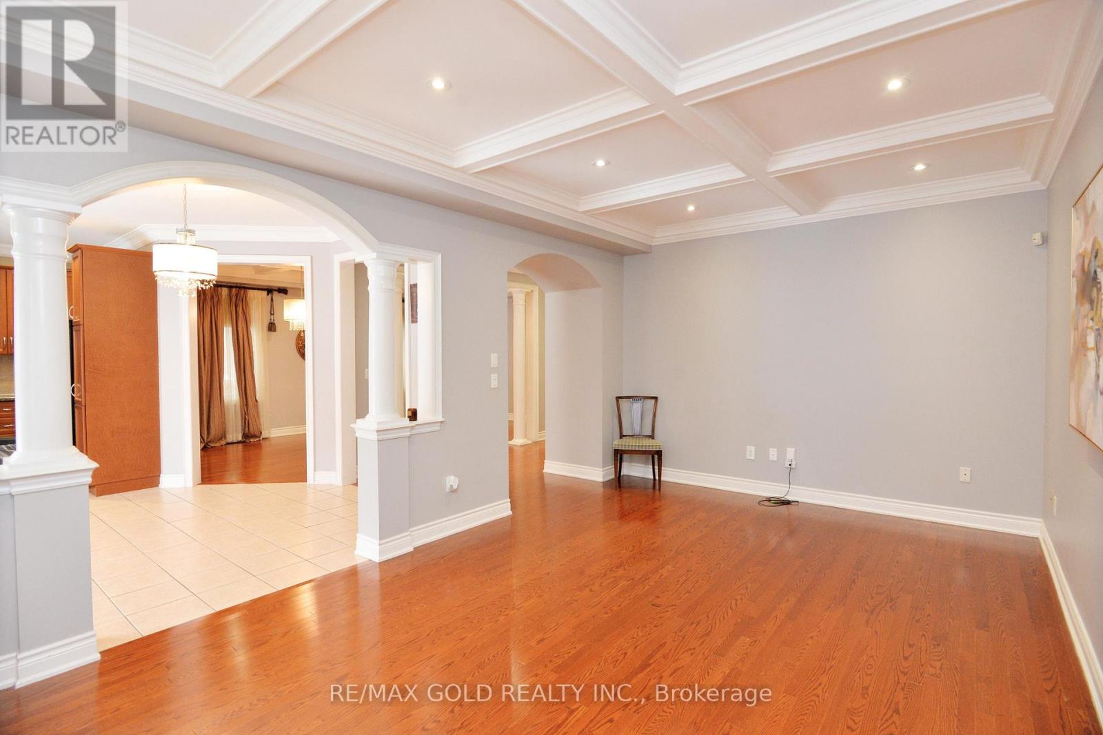 26 Maybeck Drive, Brampton, Ontario  L6X 0Z1 - Photo 11 - W12745566