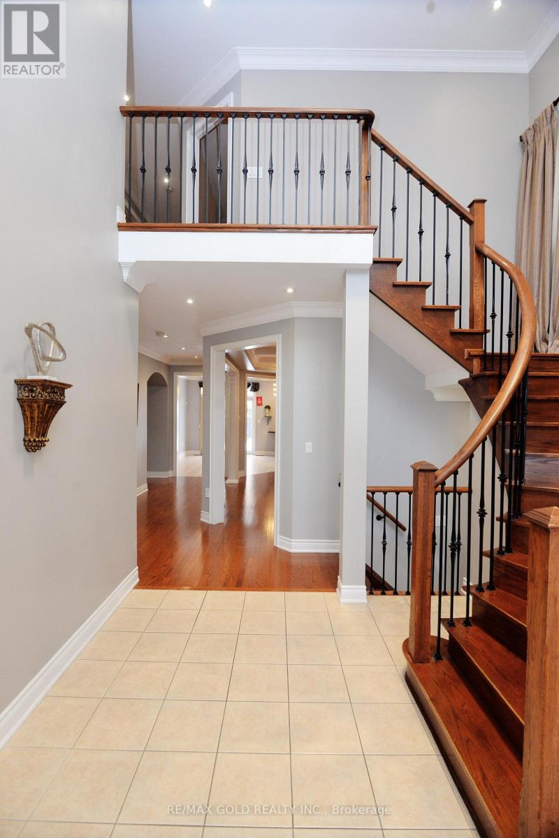 26 Maybeck Drive, Brampton, Ontario  L6X 0Z1 - Photo 6 - W12745566