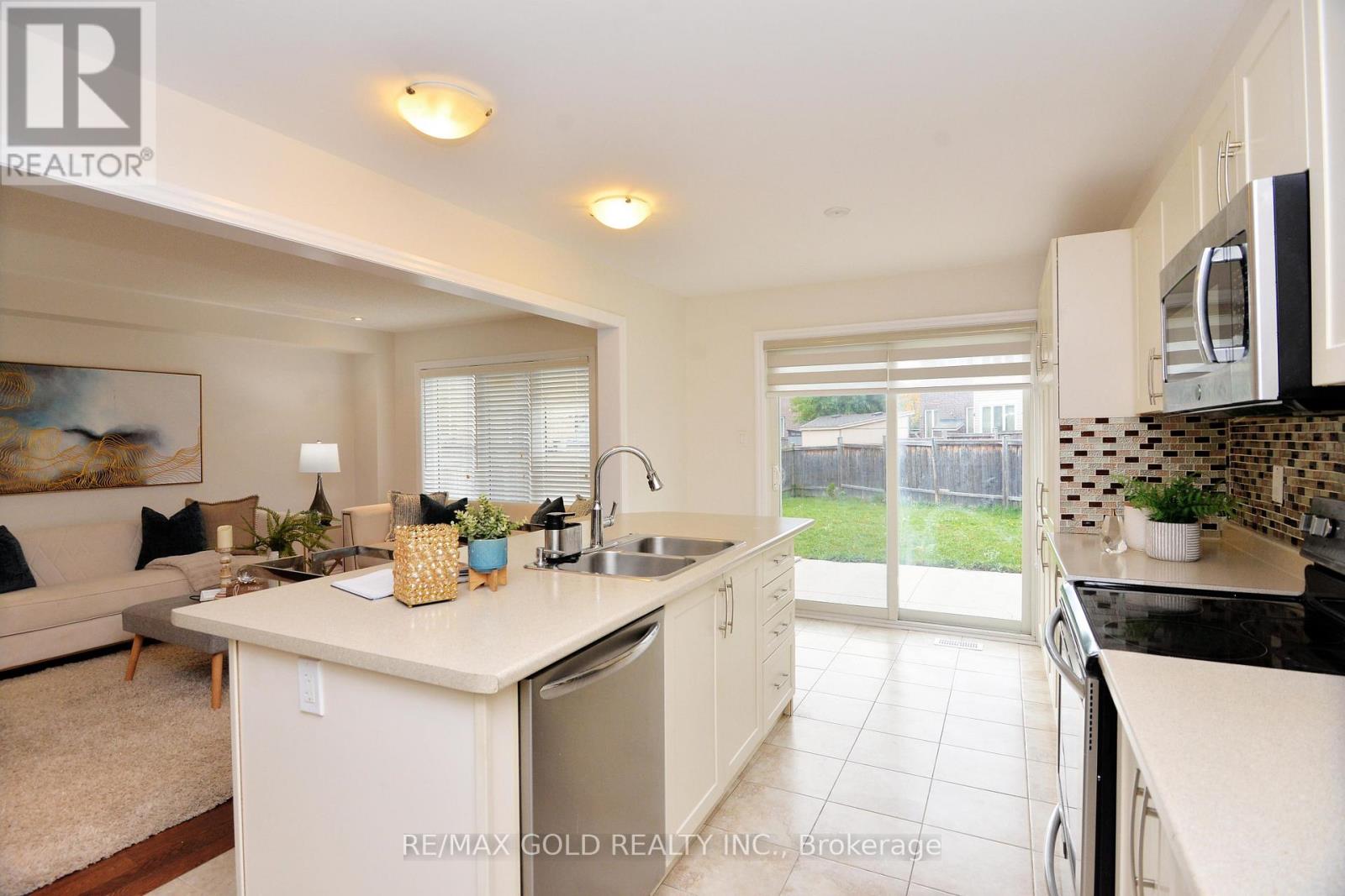 101 Miracle Trail, Brampton, Ontario  L7A 0Y9 - Photo 14 - W12745574