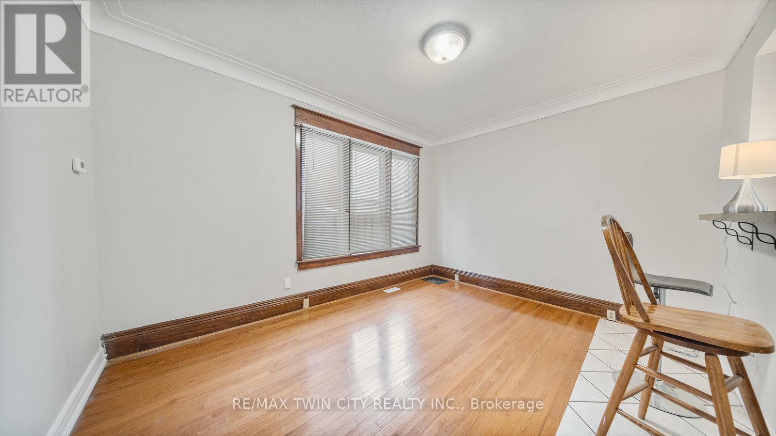 47 Grey Street, Brantford, Ontario  N3T 2T1 - Photo 10 - X12745576