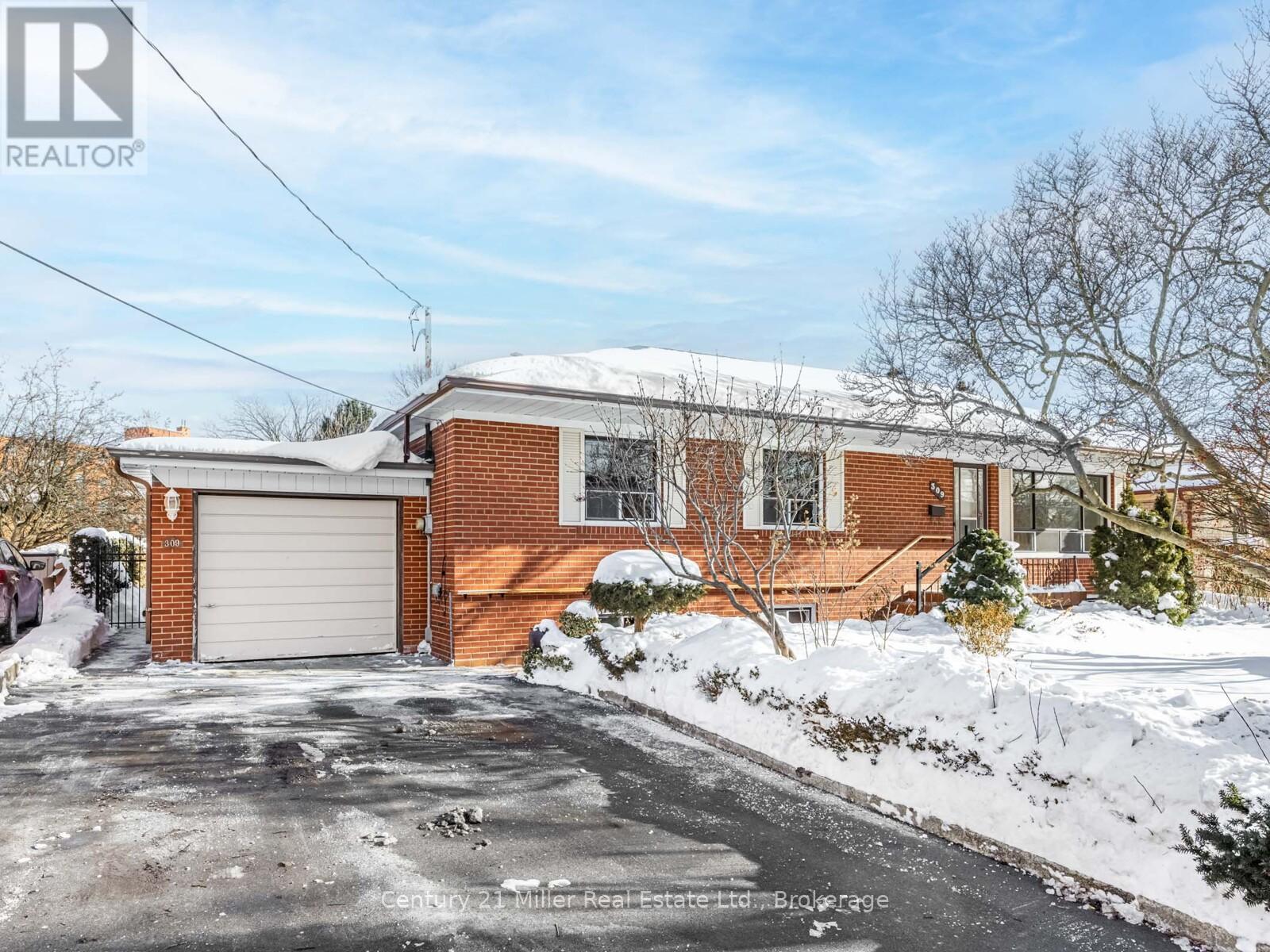 309 Queen Mary Drive, Oakville, Ontario  L6K 3L5 - Photo 4 - W12745594