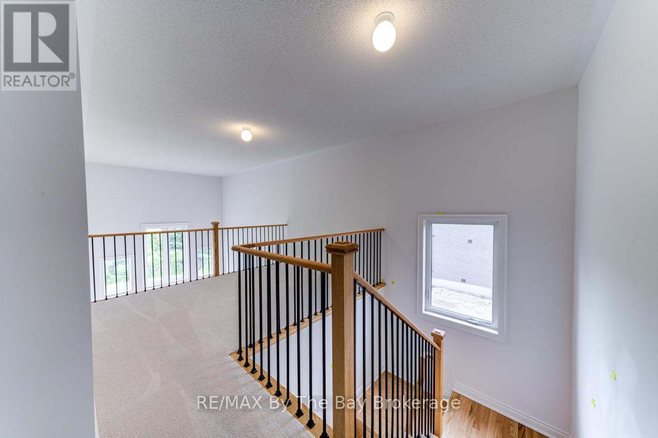 12 Misty Ridge Road, Wasaga Beach, Ontario  L9Z 0R8 - Photo 20 - S12741528