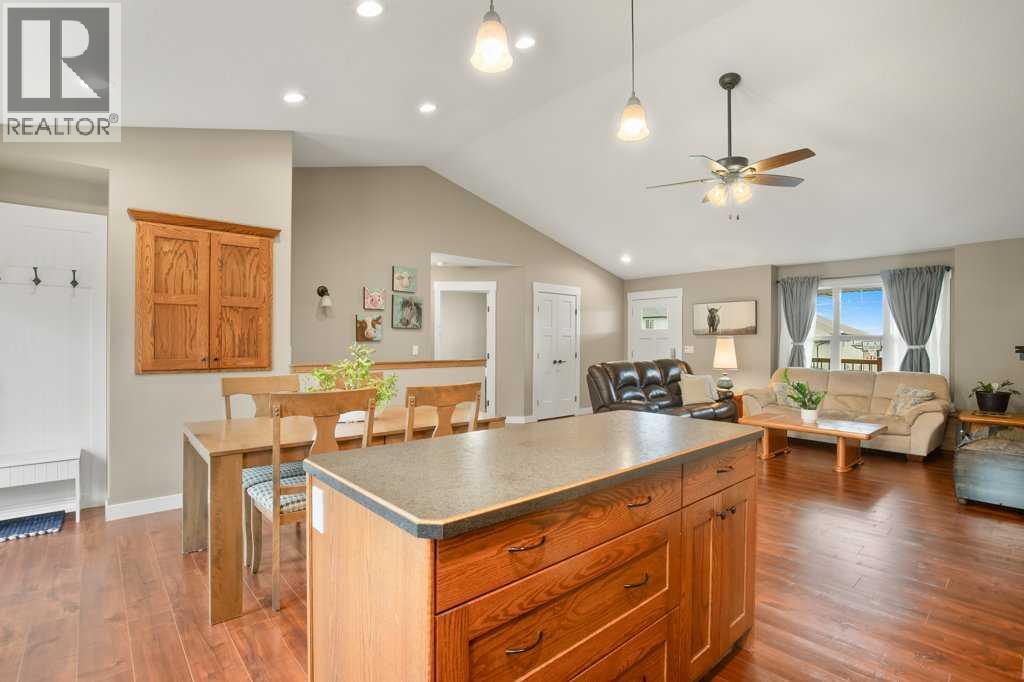 4705 58 Avenue, Rimbey, Alberta  T0C 2J0 - Photo 11 - A2269444