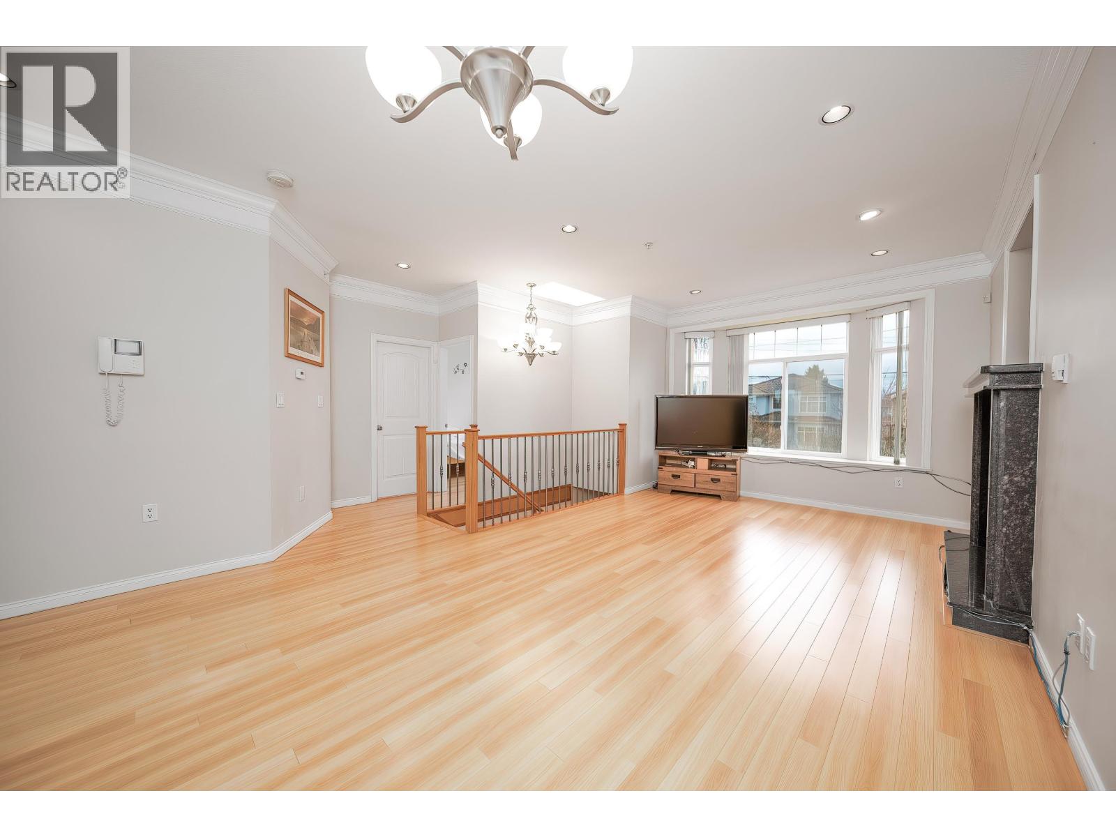 3320 E 43rd Avenue, Vancouver, British Columbia  V5R 3A1 - Photo 10 - R3084543