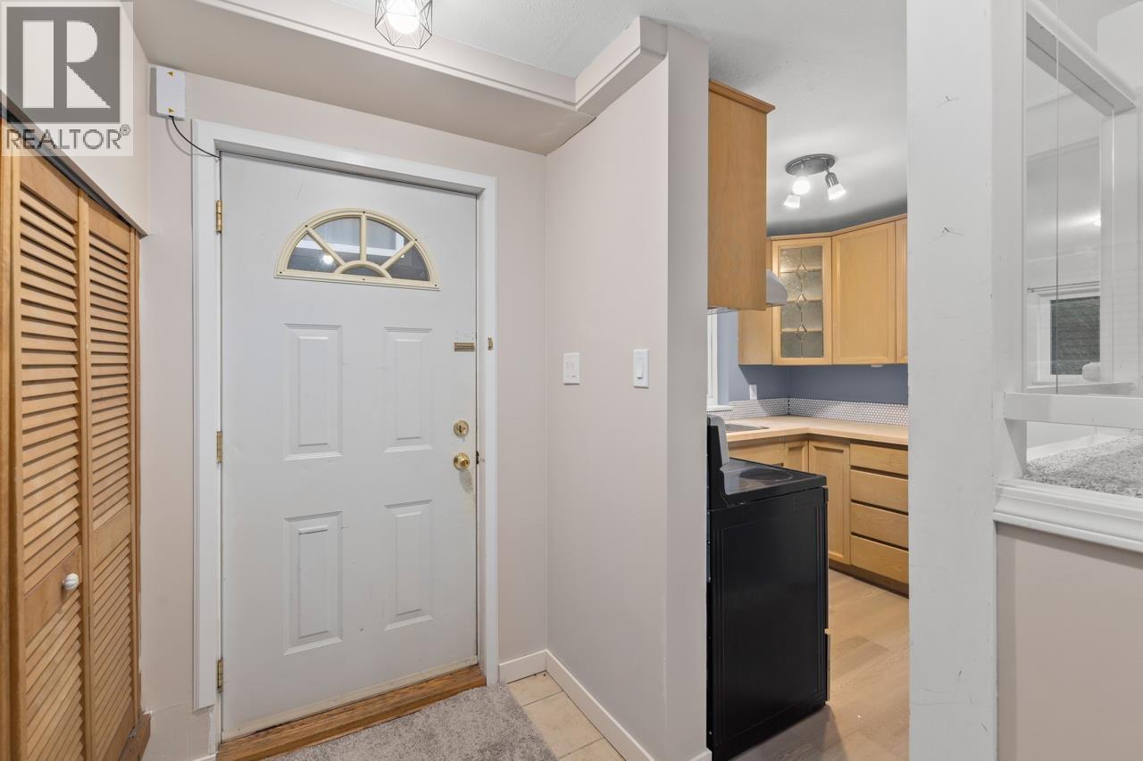 3878 Royal Oak Avenue, Burnaby, British Columbia  V5G 3M2 - Photo 21 - R3085122