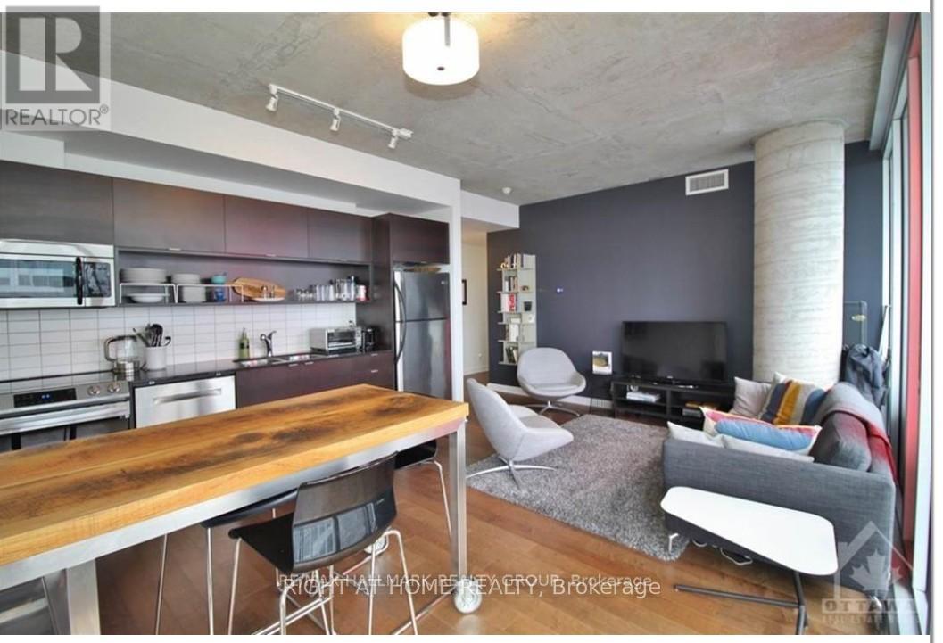 2010 - 324 Laurier Avenue W, Ottawa, Ontario  K1P 0A4 - Photo 12 - X12745602