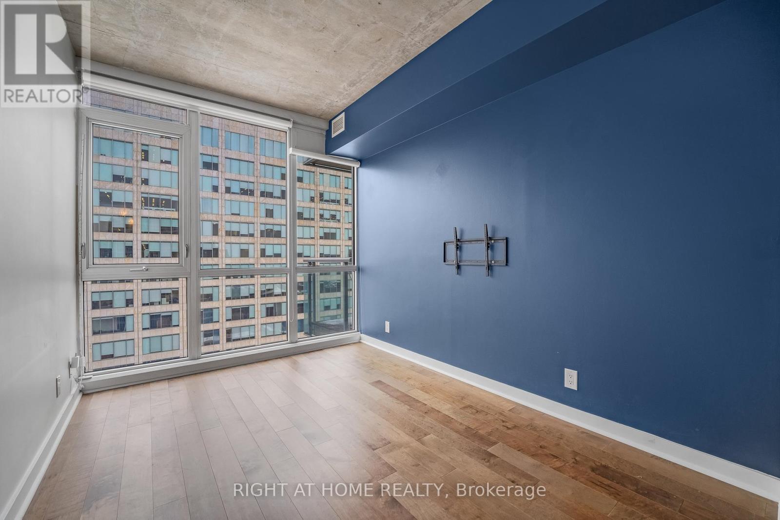 2010 - 324 Laurier Avenue W, Ottawa, Ontario  K1P 0A4 - Photo 21 - X12745602