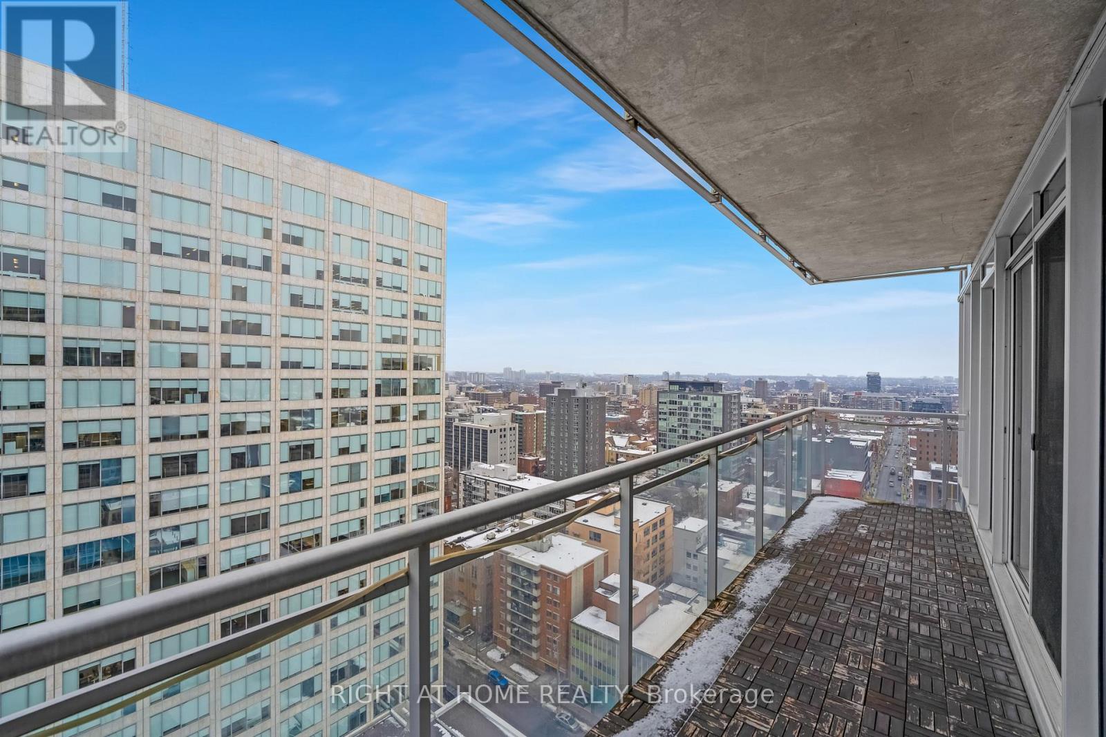 2010 - 324 Laurier Avenue W, Ottawa, Ontario  K1P 0A4 - Photo 24 - X12745602