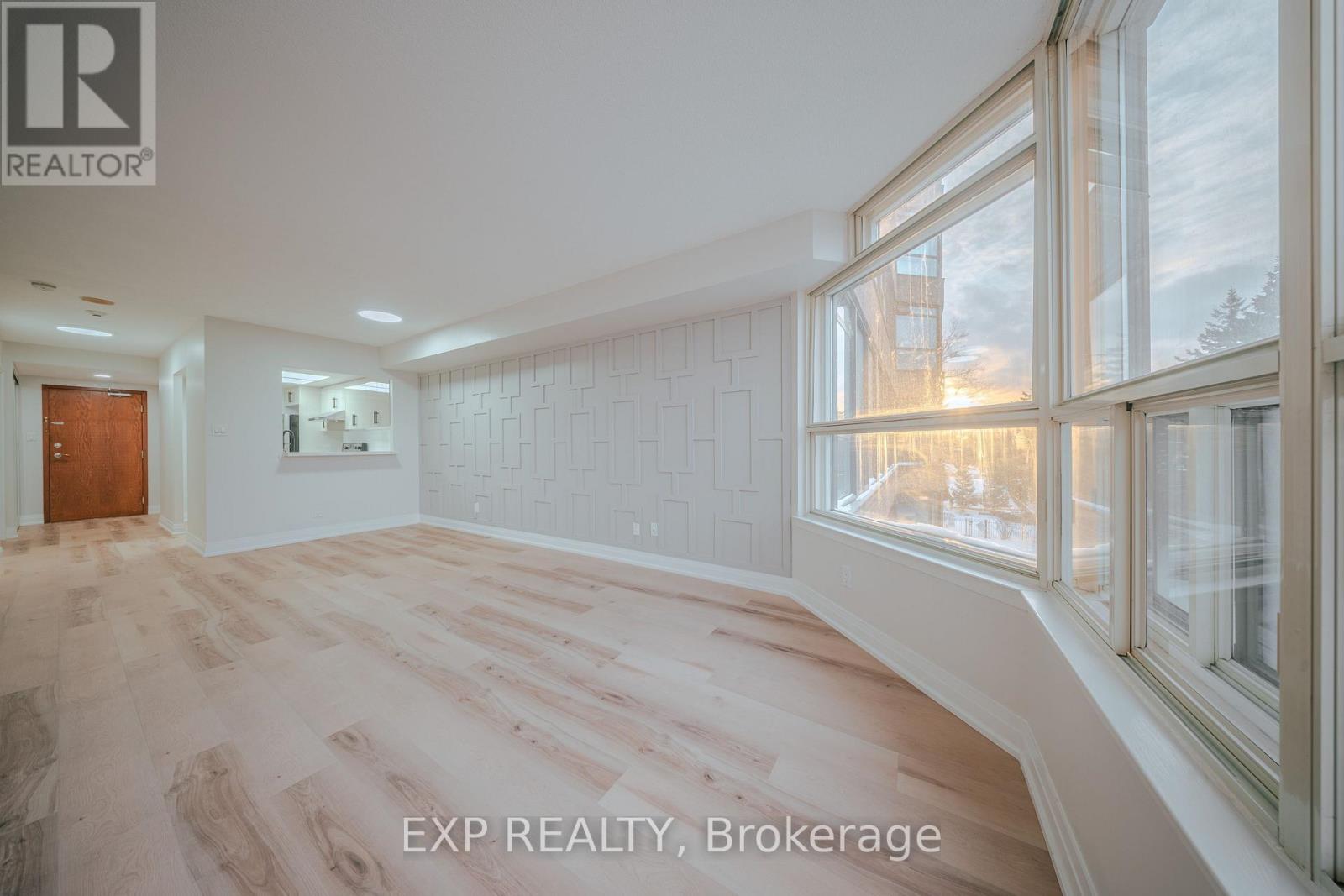 310 - 268 Ridley Boulevard, Toronto, Ontario  M5M 4N3 - Photo 11 - C12745606