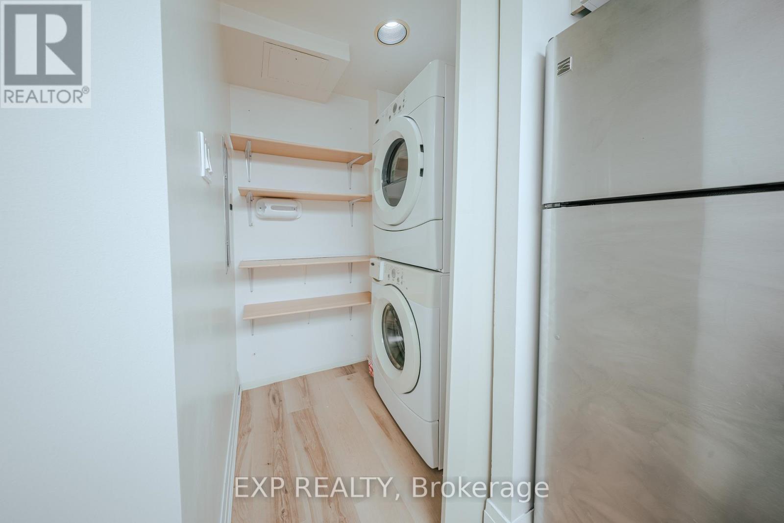 310 - 268 Ridley Boulevard, Toronto, Ontario  M5M 4N3 - Photo 17 - C12745606