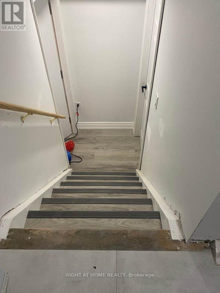 113-2 Churchland Drive N, Barrie, Ontario  L4N 8N8 - Photo 2 - S12745600