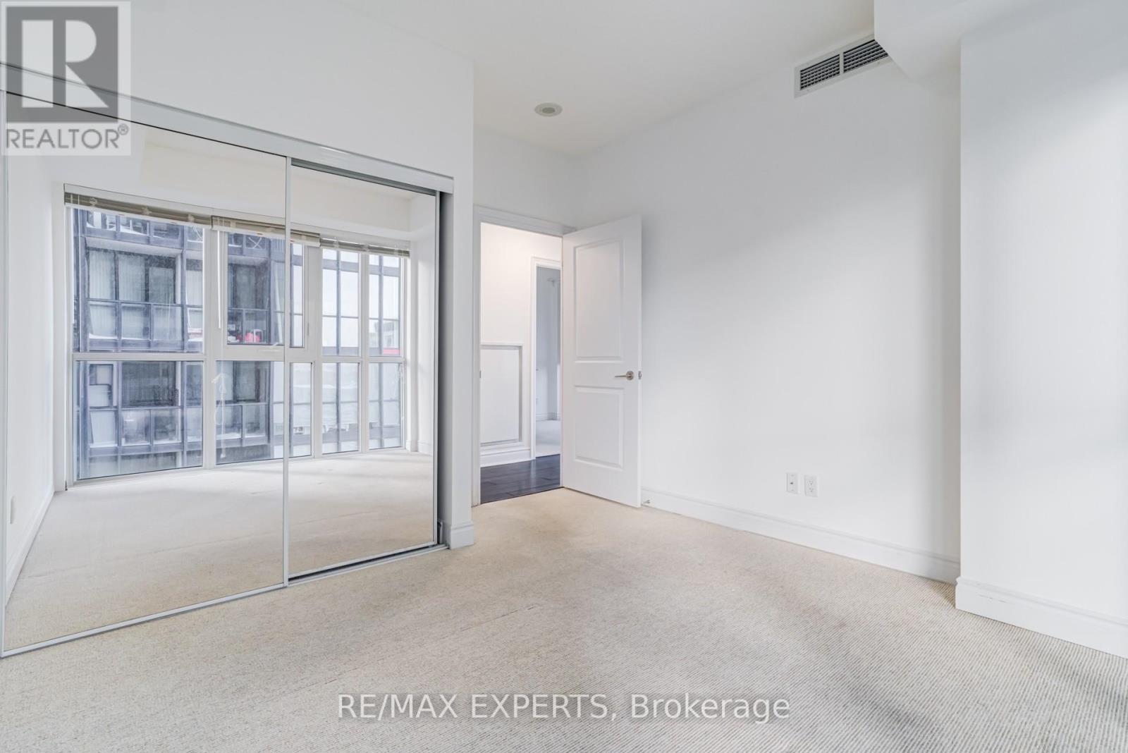 2602 - 28 Ted Rogers Way, Toronto, Ontario  M4Y 2J4 - Photo 6 - C12745248