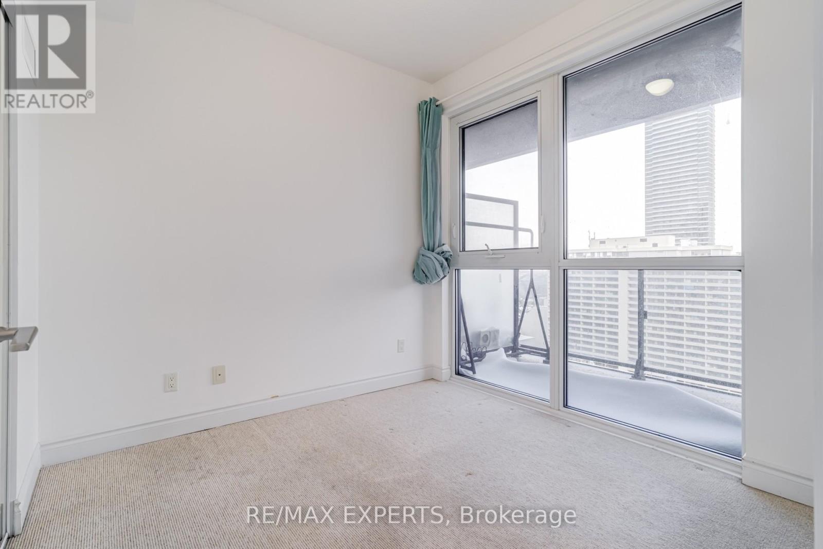 2602 - 28 Ted Rogers Way, Toronto, Ontario  M4Y 2J4 - Photo 4 - C12745248