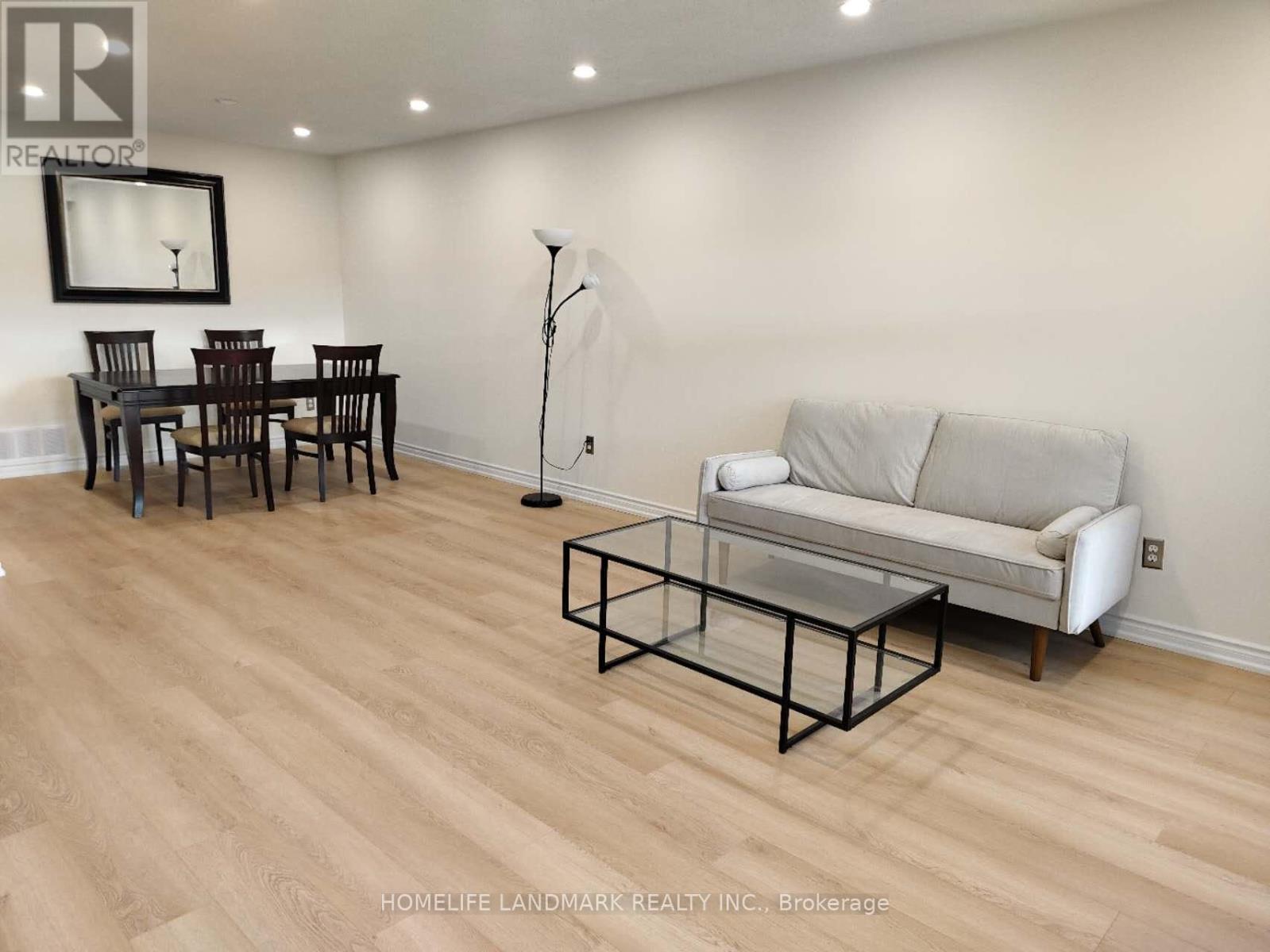 Upper - 2527 Kingsberry Crescent, Mississauga, Ontario  L5B 2K7 - Photo 6 - W12745620