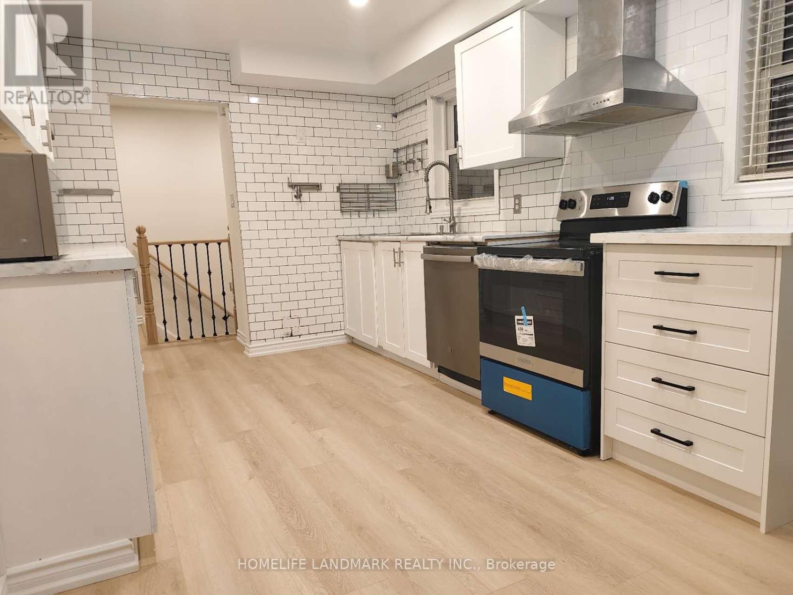 Upper - 2527 Kingsberry Crescent, Mississauga, Ontario  L5B 2K7 - Photo 7 - W12745620