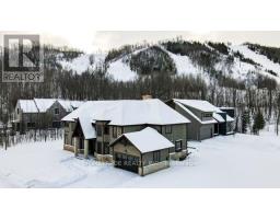 102 HEMLOCK COURT, Blue Mountains, Ontario