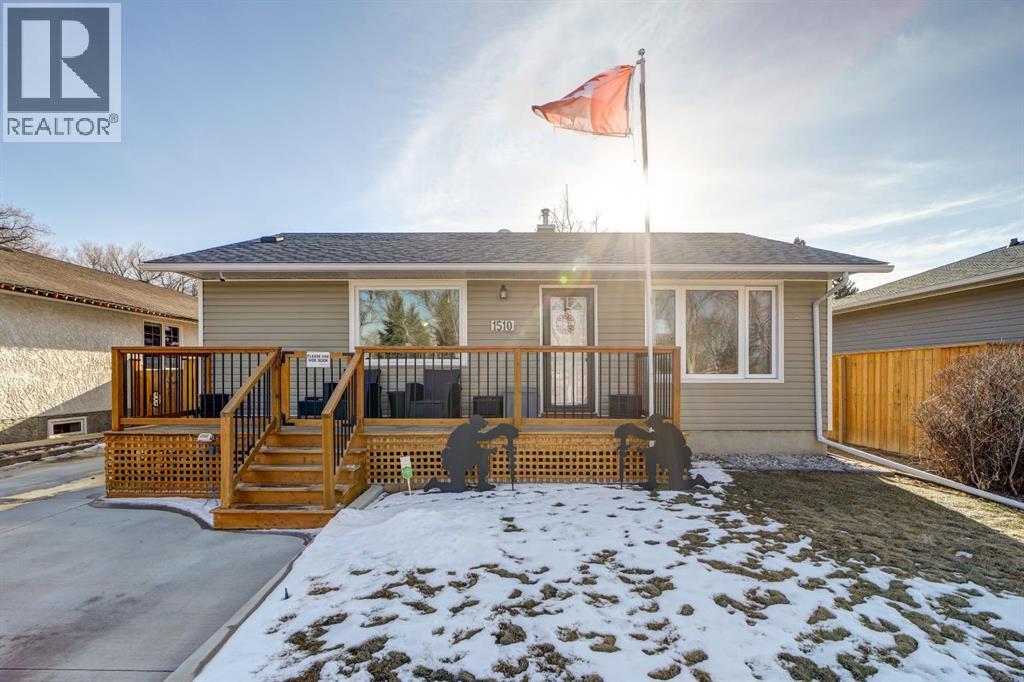 1510 12 Avenue N, Lethbridge, Alberta  T1H 1R3 - Photo 1 - A2282432