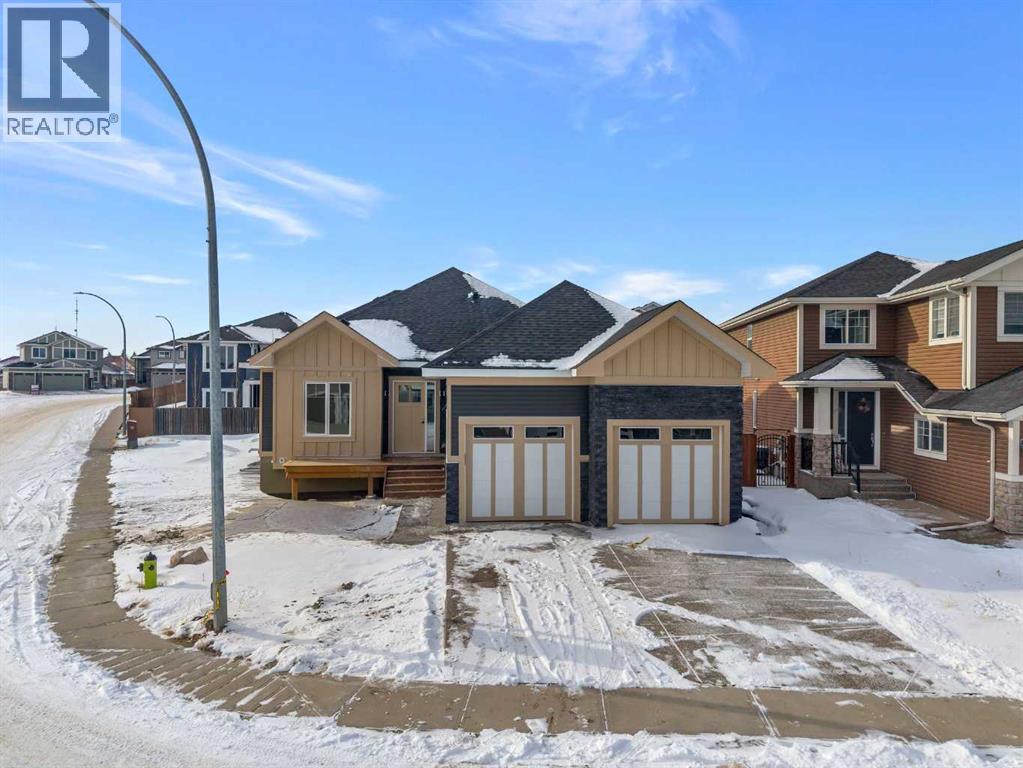 32 Lakes Estates Circle, Strathmore, Alberta  T1P 0B7 - Photo 1 - A2282933