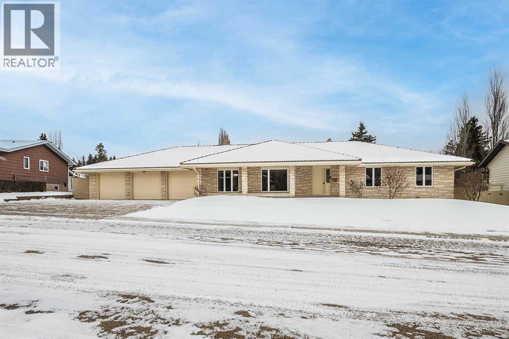 5235 38 Streetcrescent, Innisfail, Alberta  T4G 1G7 - Photo 44 - A2277123