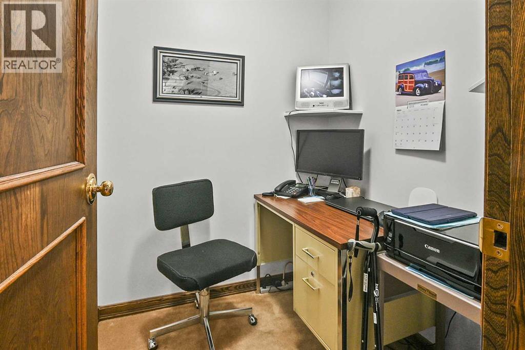 5235 38 Streetcrescent, Innisfail, Alberta  T4G 1G7 - Photo 25 - A2277123