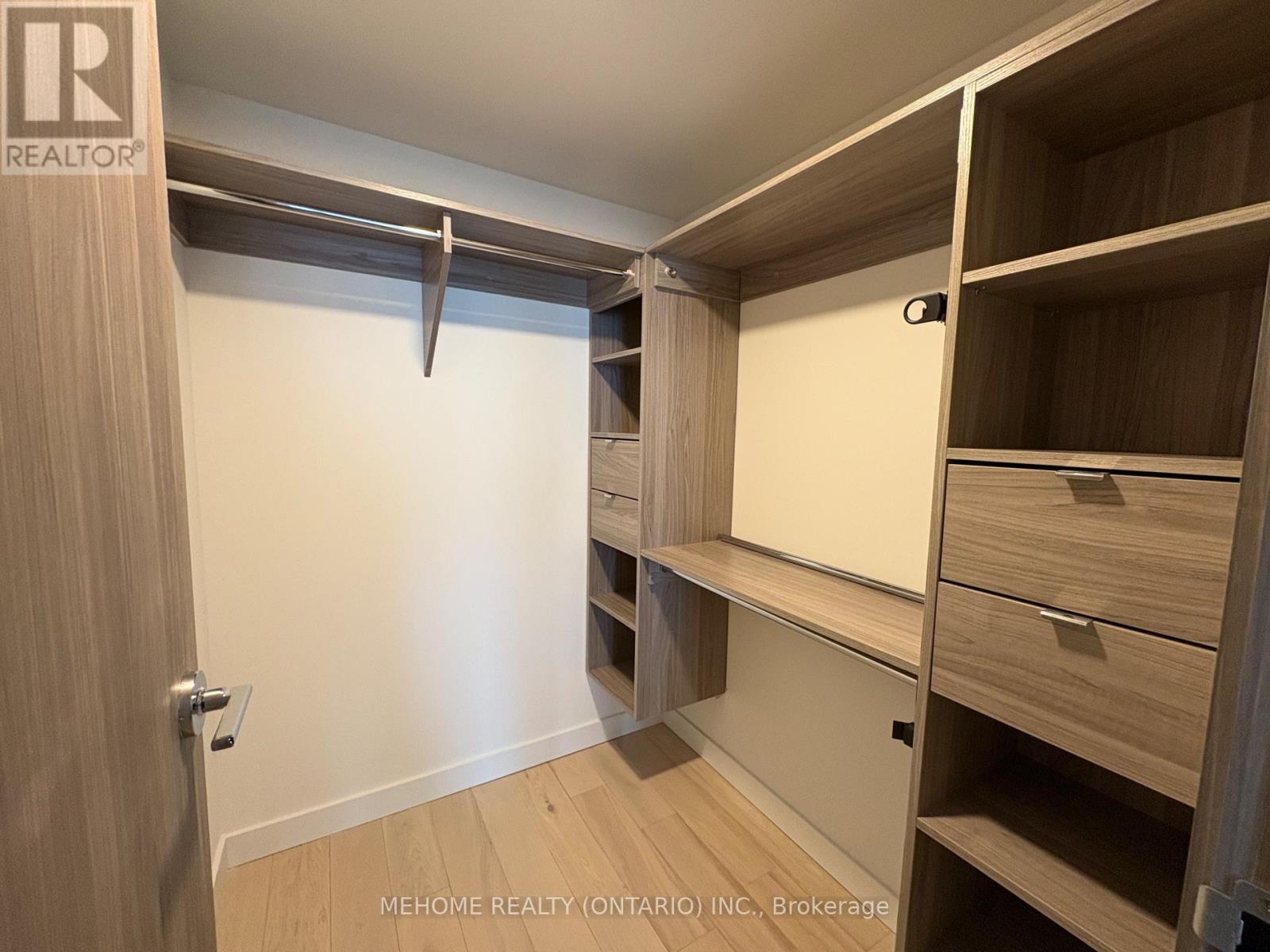 6705 - 3 Concord Cityplace Way, Toronto, Ontario  M5V 0X4 - Photo 9 - C12720944